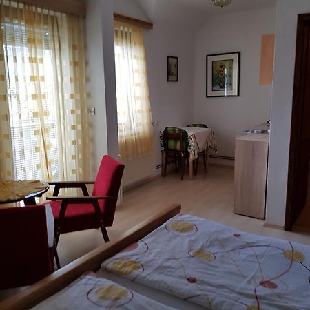 Apartments Gregorc Bled Bagian luar foto