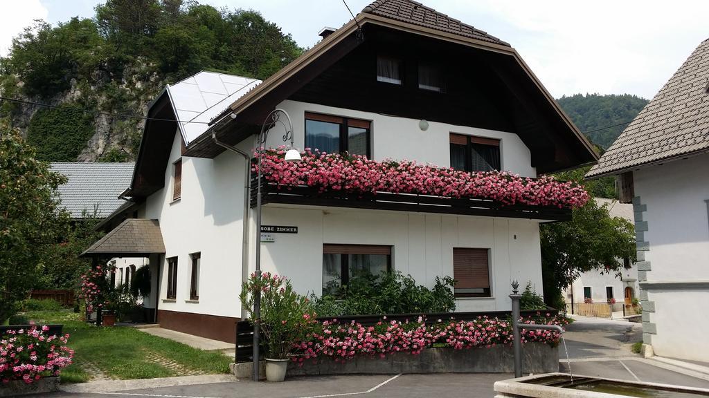 Apartments Gregorc Bled Bagian luar foto